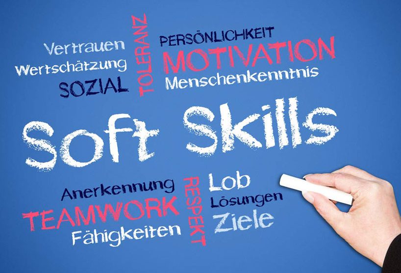 Nennung verschiedener Softskills.